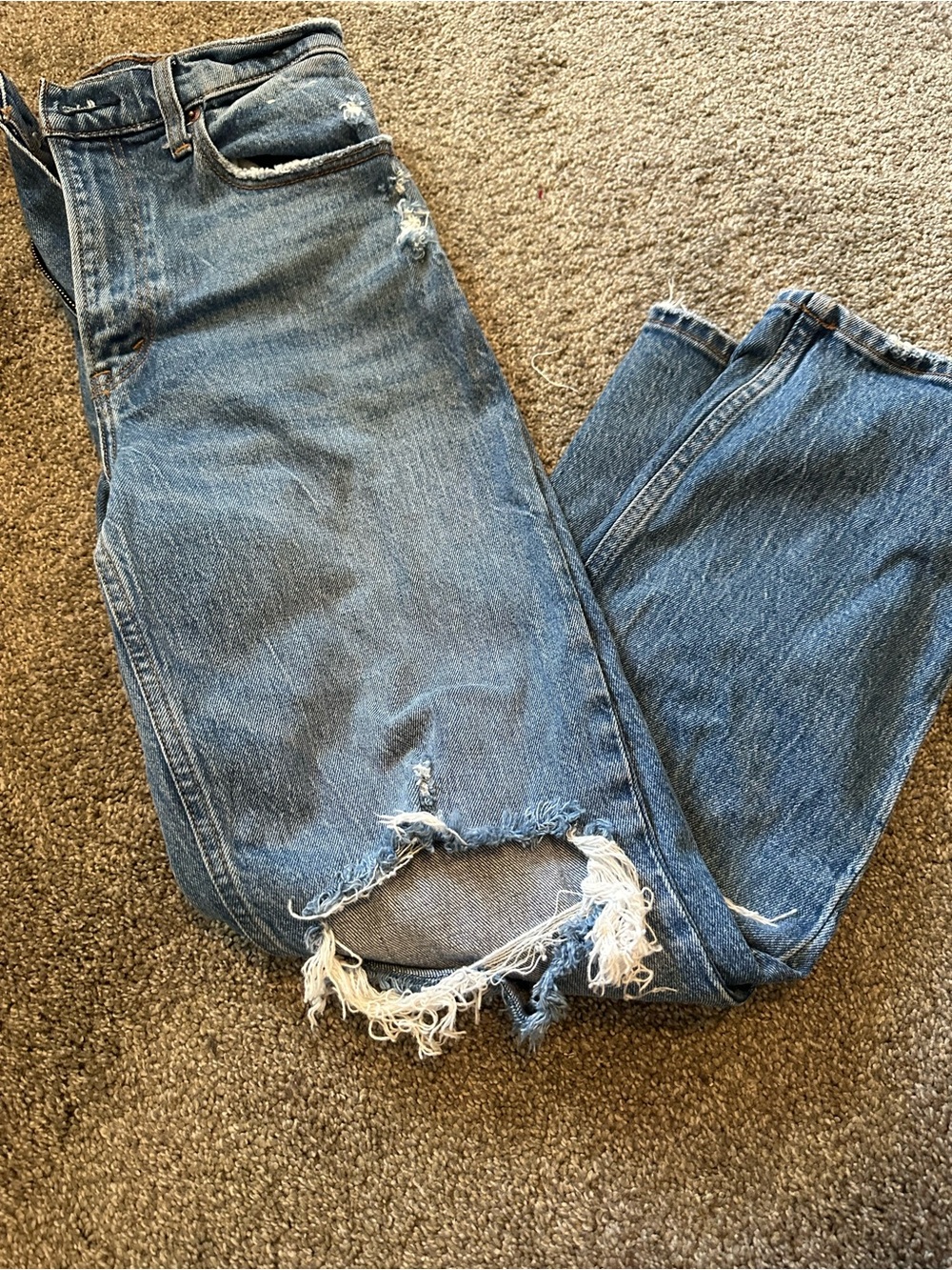 Abercrombie & Fitch Women’s Distressed High-Rise Blue Denim Jeans